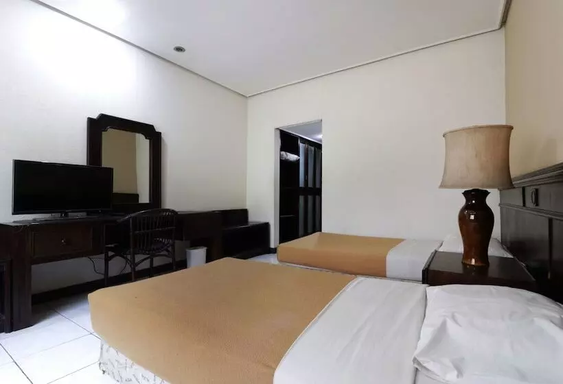 ホテル Istana Bandung