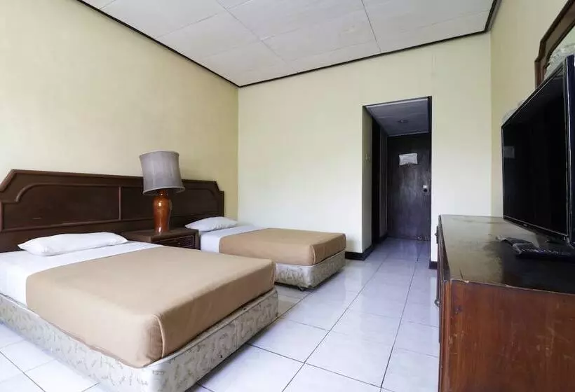 ホテル Istana Bandung