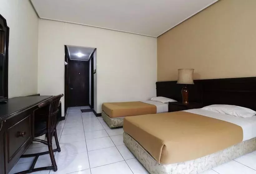 ホテル Istana Bandung