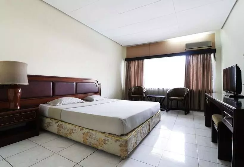 ホテル Istana Bandung