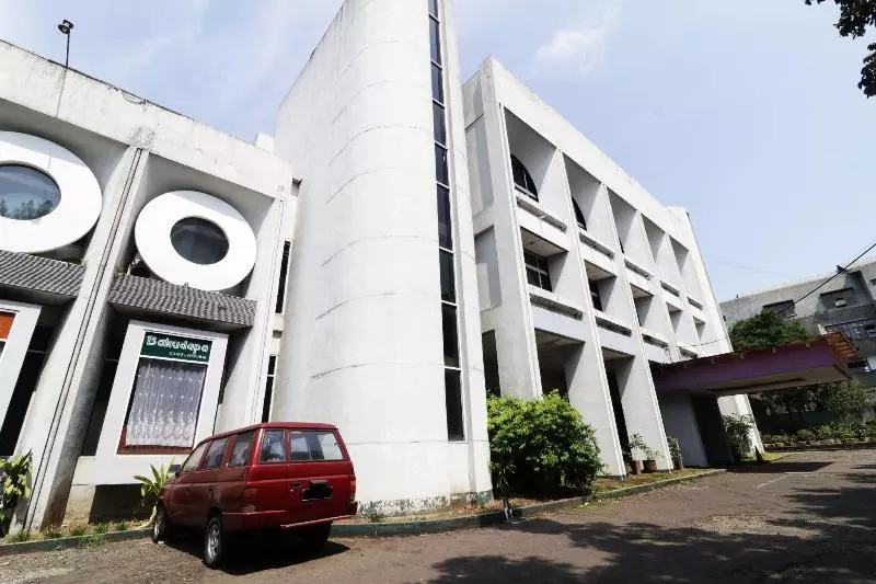 ホテル Istana Bandung