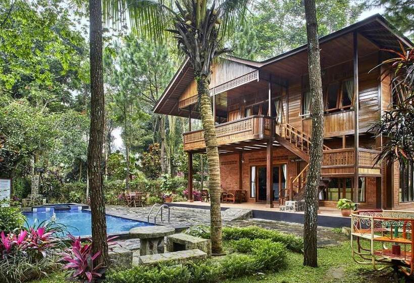 בית מלון כפרי Jambuluwuk Convention Hall & Resort Puncak