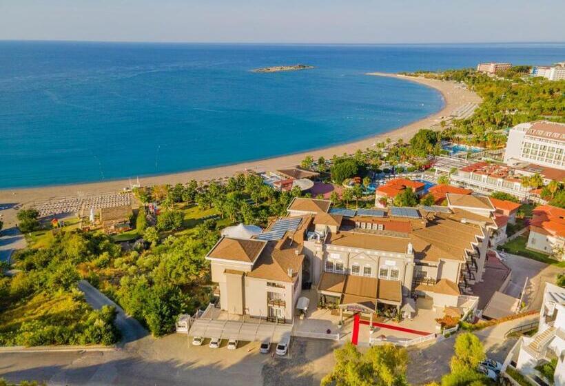 فندق Justiniano Deluxe Resort