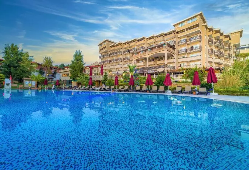 ホテル Justiniano Deluxe Resort