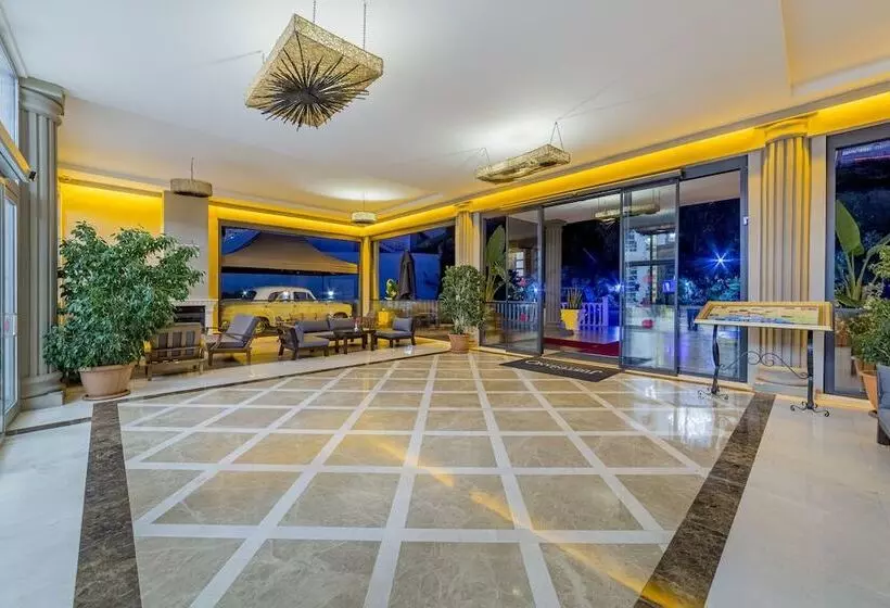 ホテル Justiniano Deluxe Resort