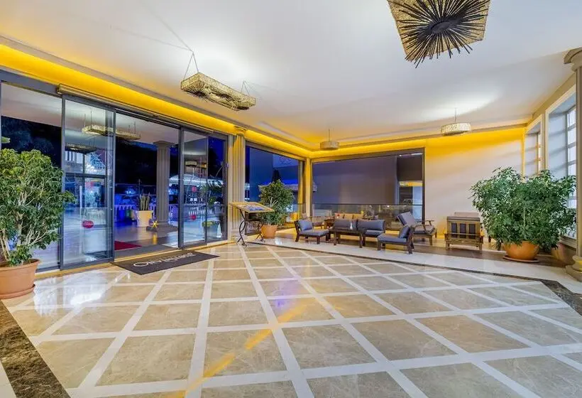 ホテル Justiniano Deluxe Resort