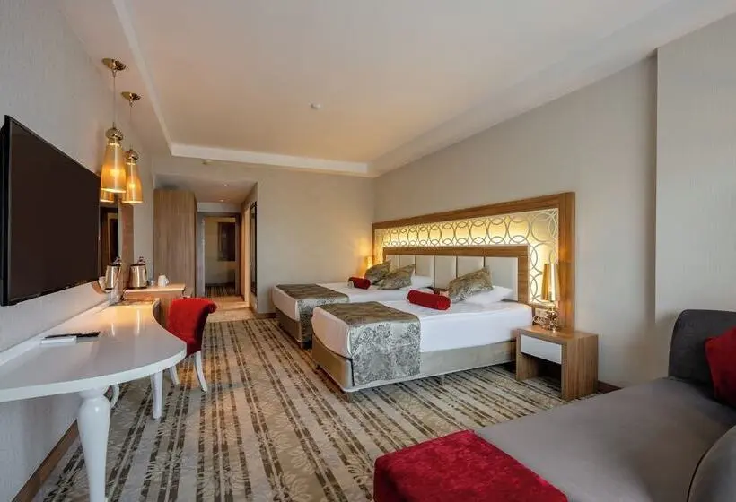 ホテル Justiniano Deluxe Resort