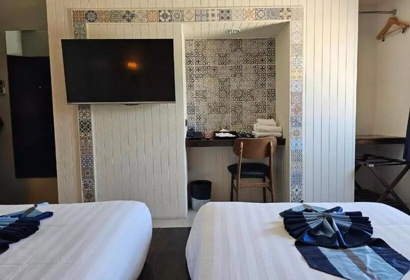 Montree Phuket Hotel, Sha Extra Plus