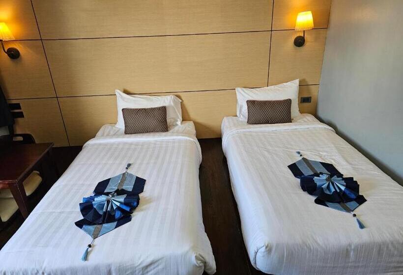 Montree Phuket Hotel, Sha Extra Plus