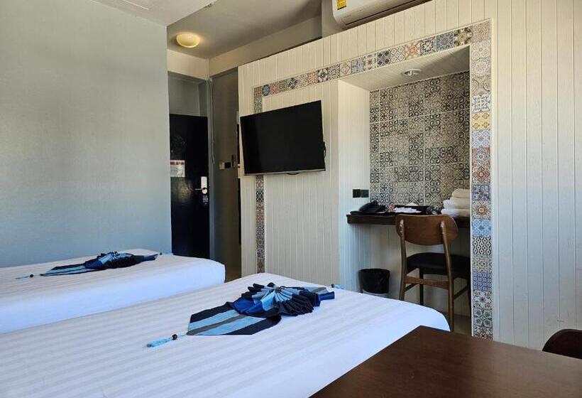 Montree Phuket Hotel, Sha Extra Plus