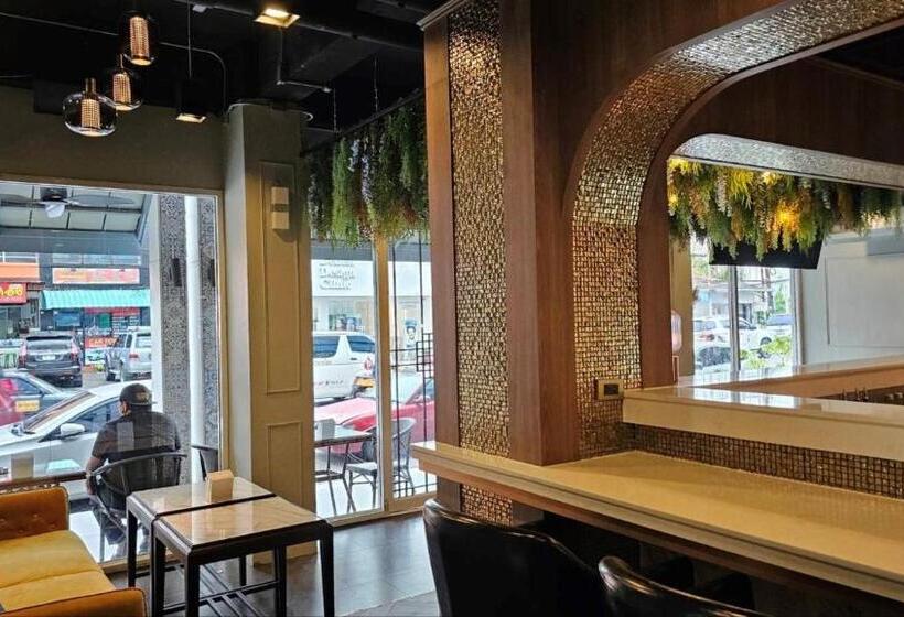 Montree Phuket Hotel, Sha Extra Plus