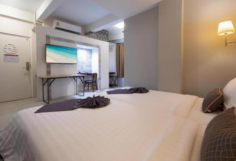 Montree Phuket Hotel, Sha Extra Plus