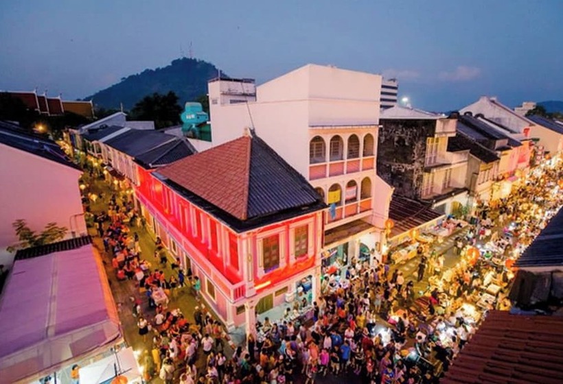 Montree Phuket Hotel, Sha Extra Plus