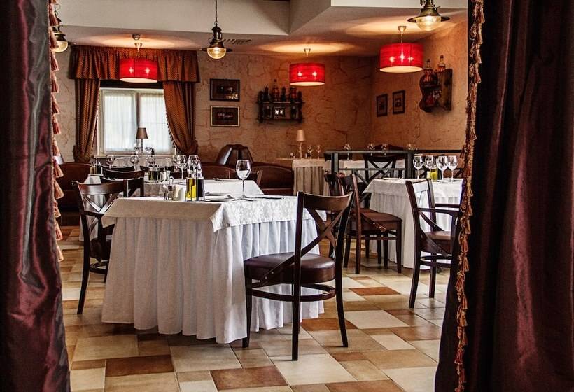 בית מלון כפרי Robinson Club Resort & Spa