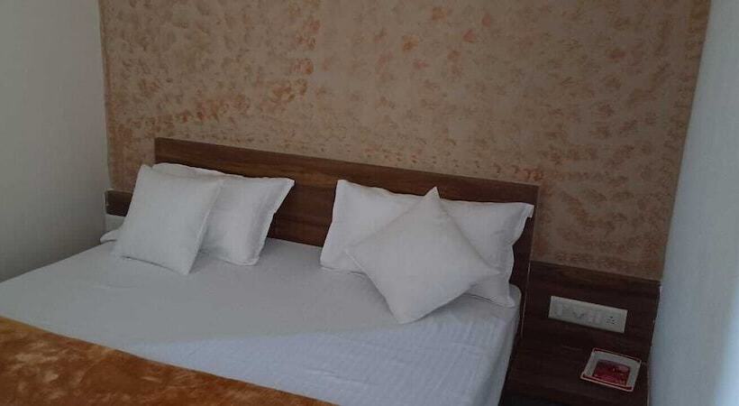 בית מלון כפרי Royal Gold