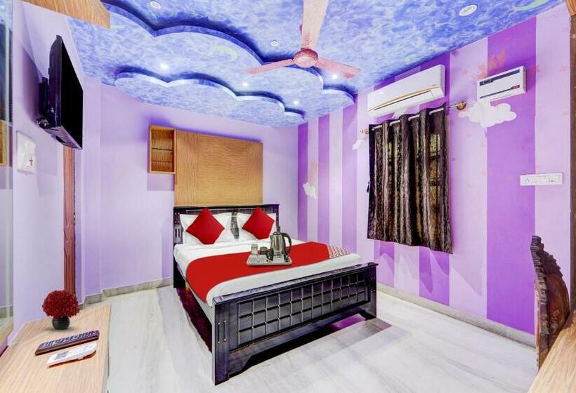 Hotel Oyo Flagship 70143 Queens Palace