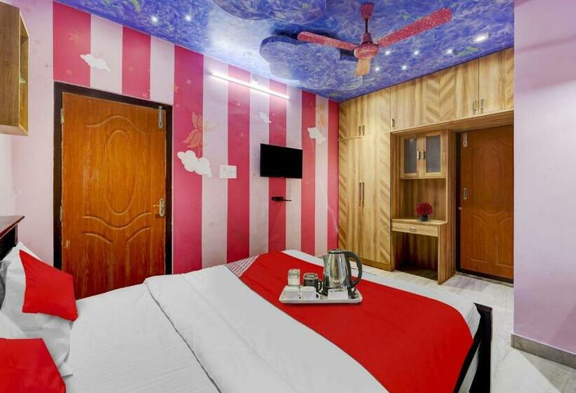 Hotel Oyo Flagship 70143 Queens Palace