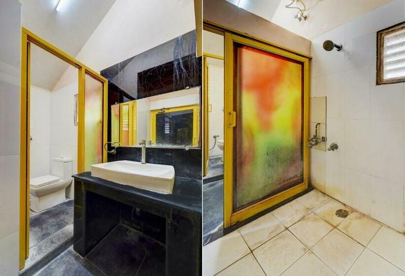 Hotel Oyo Flagship 70143 Queens Palace