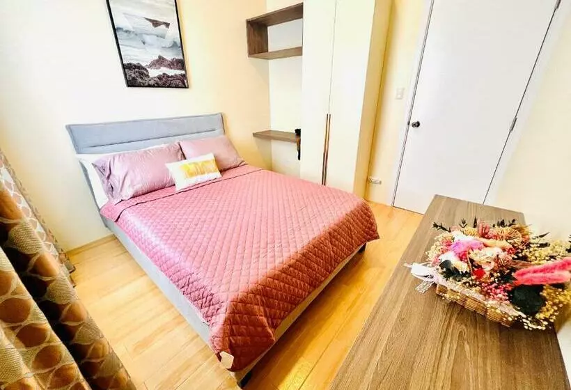 Aamiaismajoitus (B&B) Avida Tower Free Airport Pick Up For 3 Nights Stay Or More