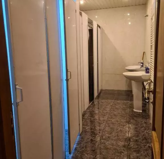 Benevo Hostel