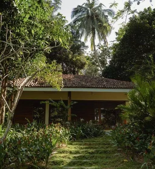 هتل Kurulu Bay