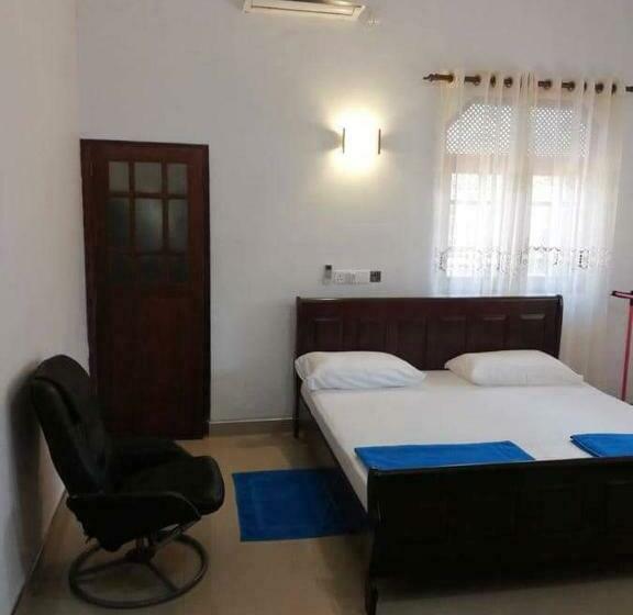 Пансион Laksha Gedara