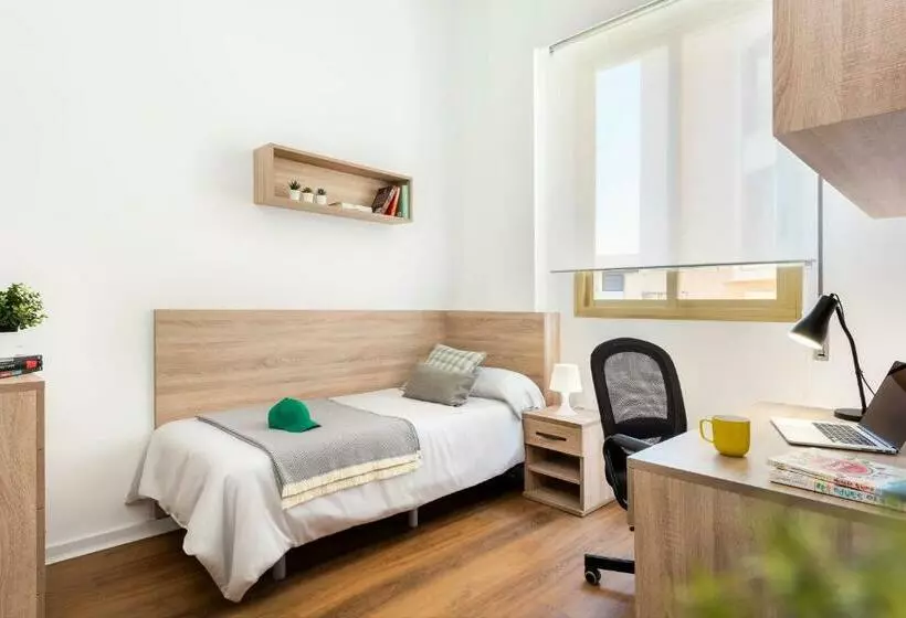 Retkeilymaja Micampus Armendariz Student Residence