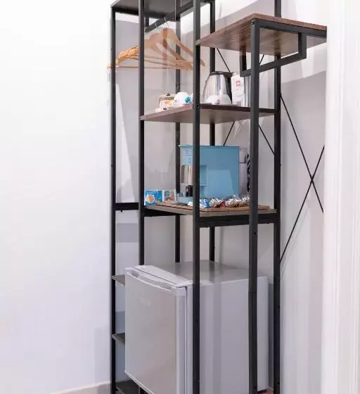 پانسیون Varese Suites