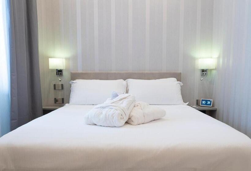 پانسیون Varese Suites