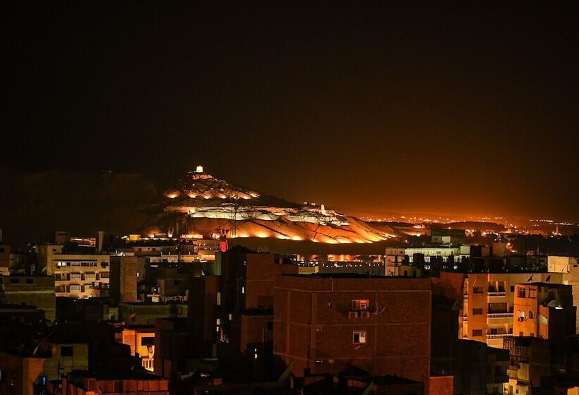 هاستل Mozamel Home