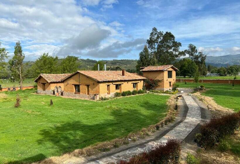 مبيت وإفطار Casona Ananda