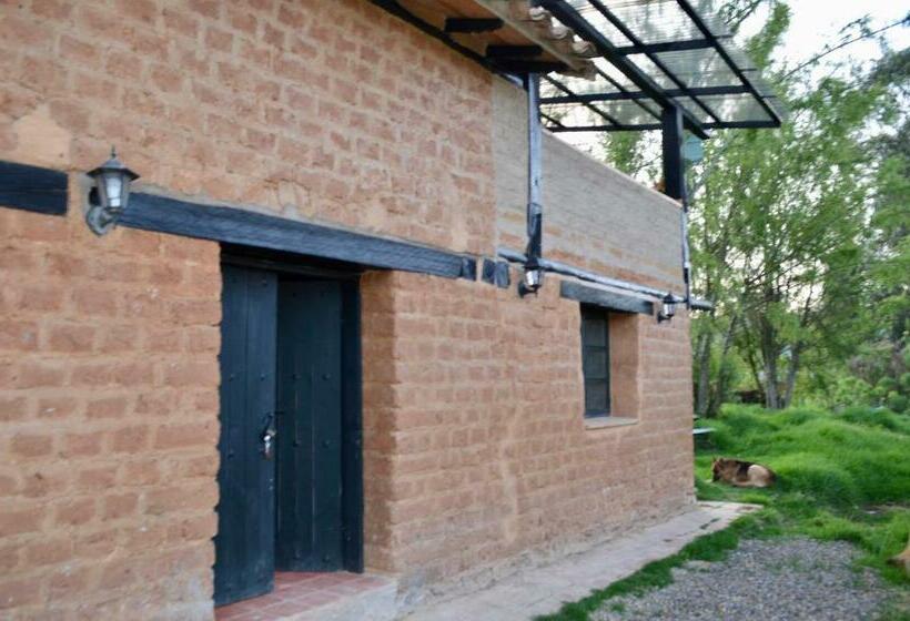 مبيت وإفطار Casona Ananda