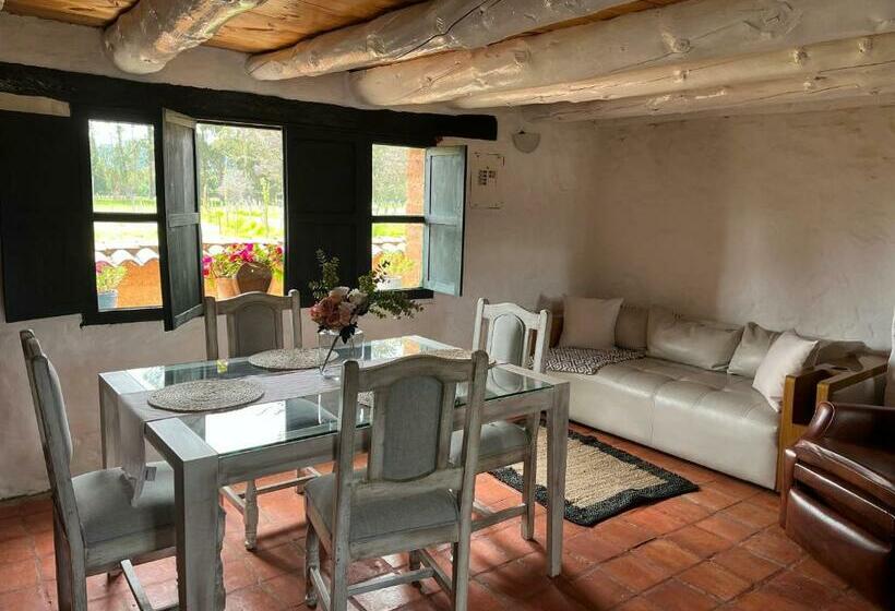 مبيت وإفطار Casona Ananda