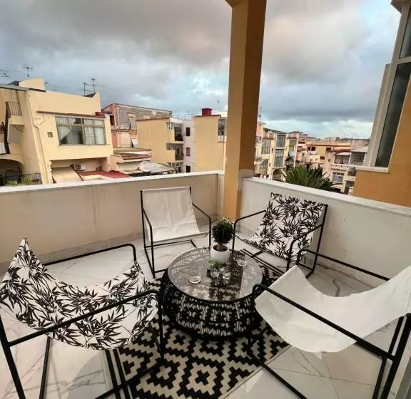 Aamiaismajoitus (B&B) Raroom Supernova