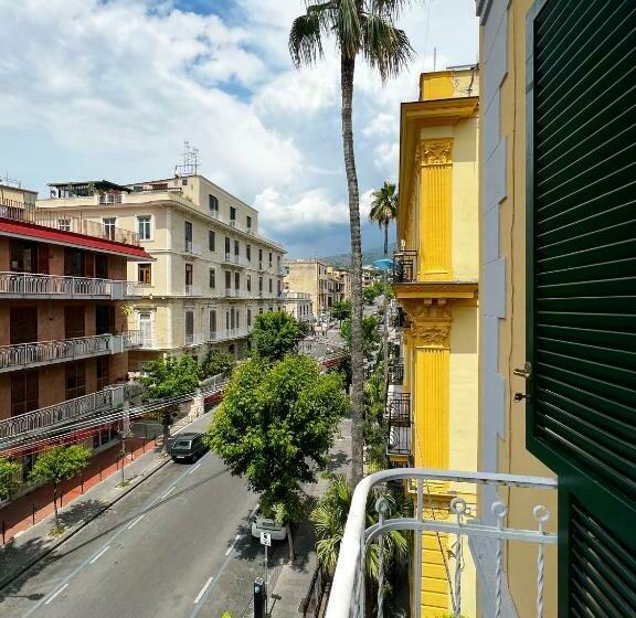 Bed and Breakfast Raroom Supernova