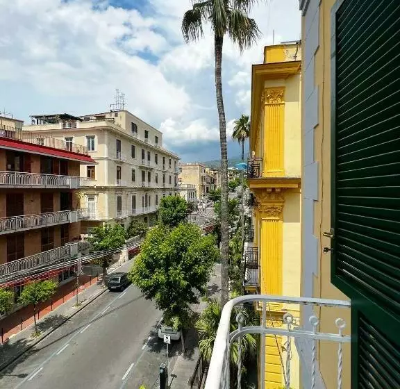 Aamiaismajoitus (B&B) Raroom Supernova