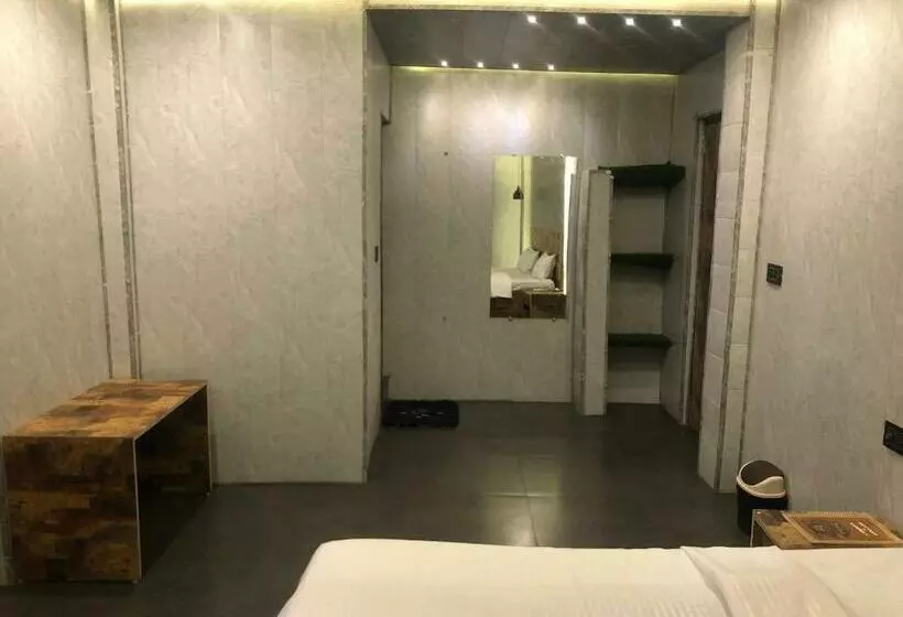 هتل Aariv Inn Baga Beach