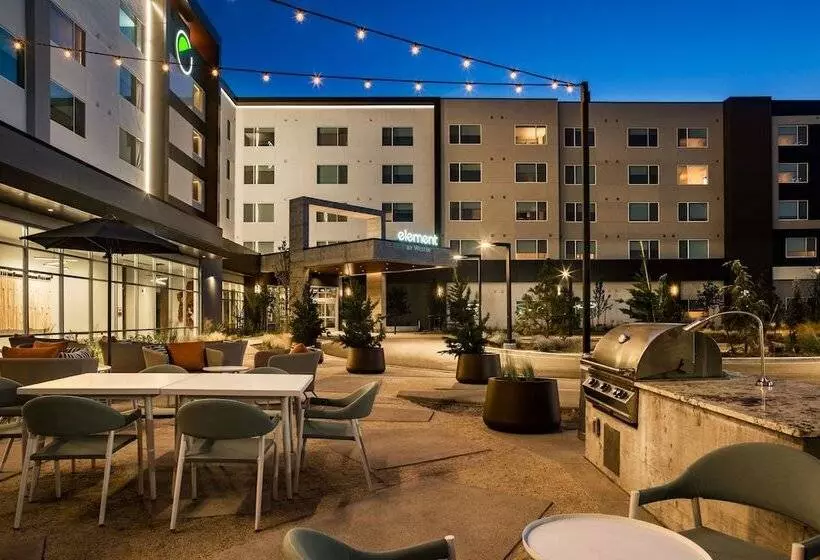 هتل Element Reno Experience District
