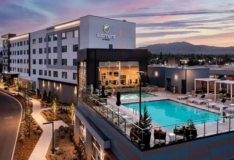 هتل Element Reno Experience District