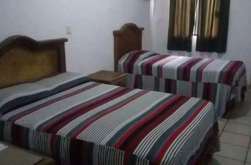 Hotelli Raíz De Sierra