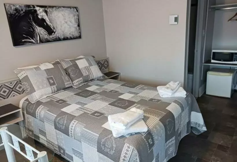 Motel Du Rosier