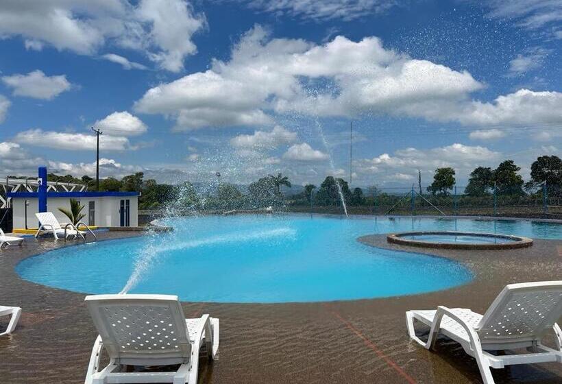 Apartahotel Parque Del Café 3km