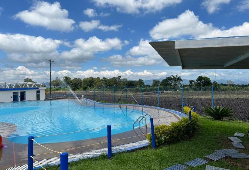 Apartahotel Parque Del Café 3km