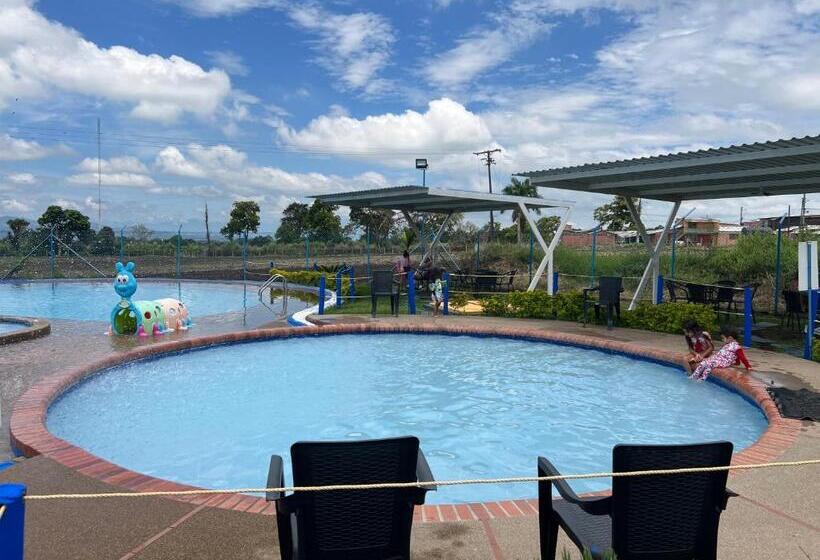 Apartahotel Parque Del Café 3km