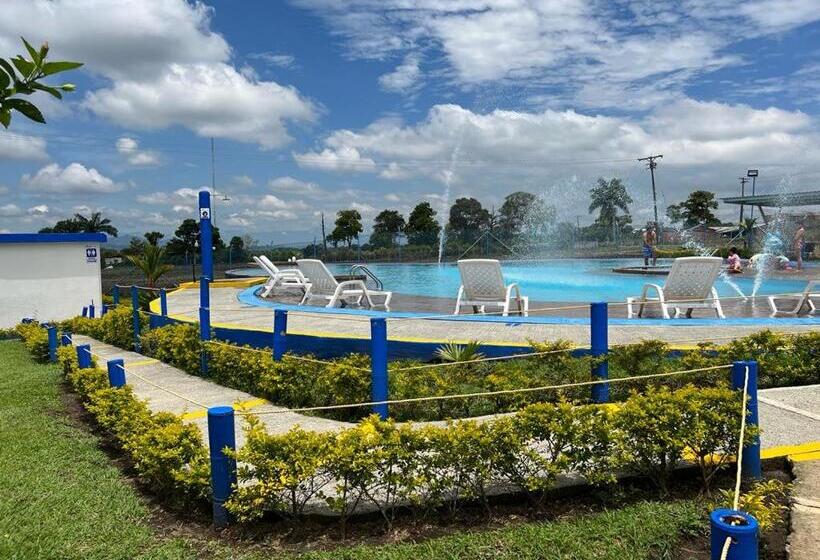 Apartahotel Parque Del Café 3km