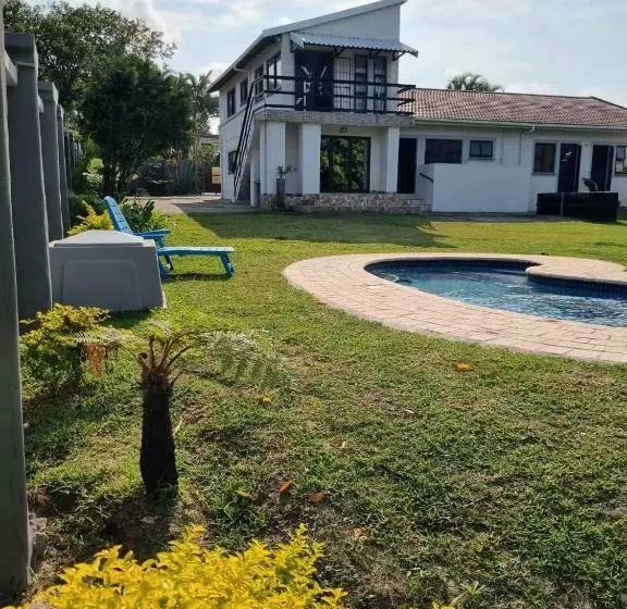 تختخواب و صبحانه Bujumbura Guest House