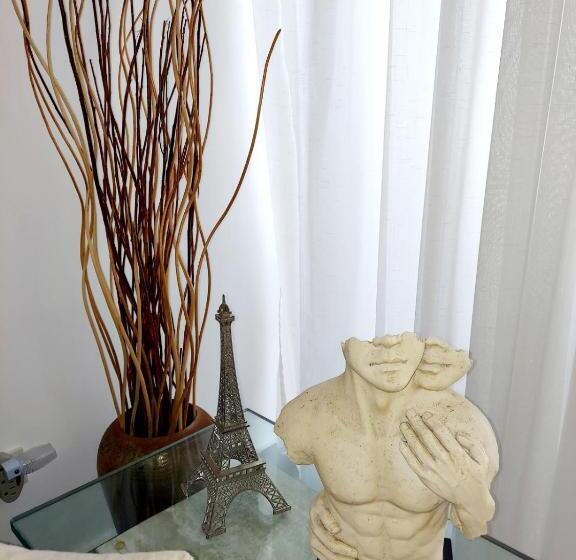 Ocean Palms 1bed 1bth King Suite Condo