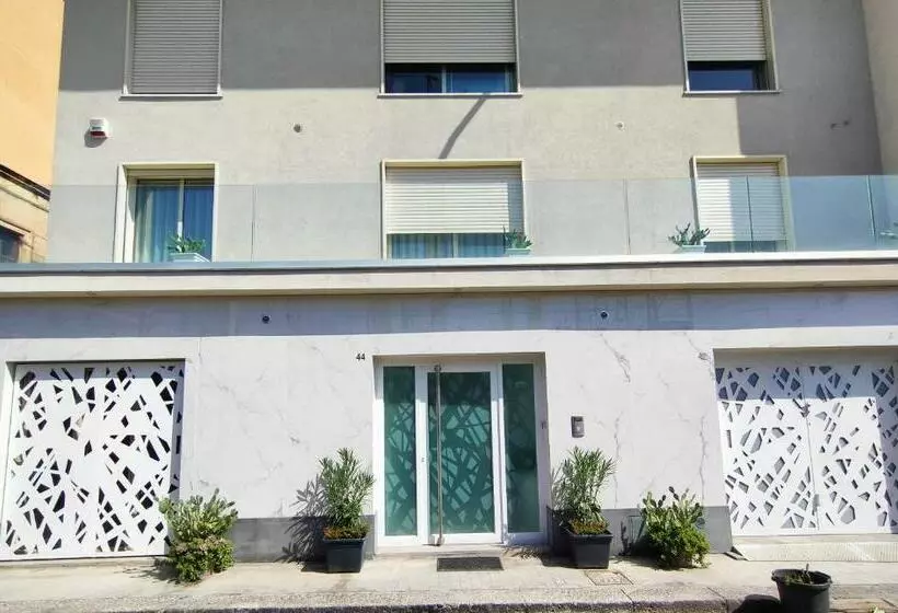 Flavi Home B&b