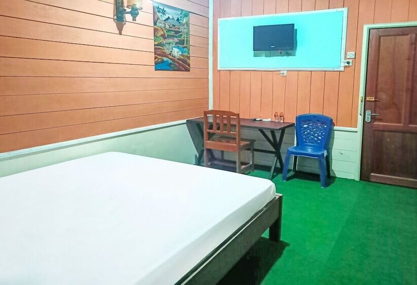 בית מלון כפרי Oyo 91768  Tanjung Permai