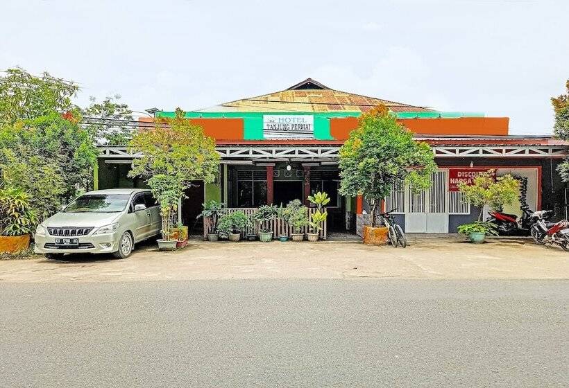 בית מלון כפרי Oyo 91768  Tanjung Permai